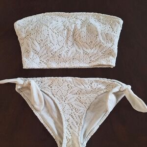AERIE WHITE LACE BIKINI SET. S/P